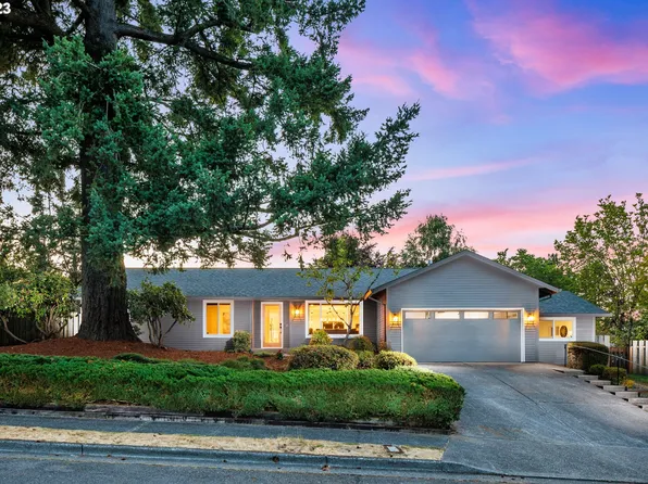 1474 Greentree Cir, Lake Oswego, OR 97034