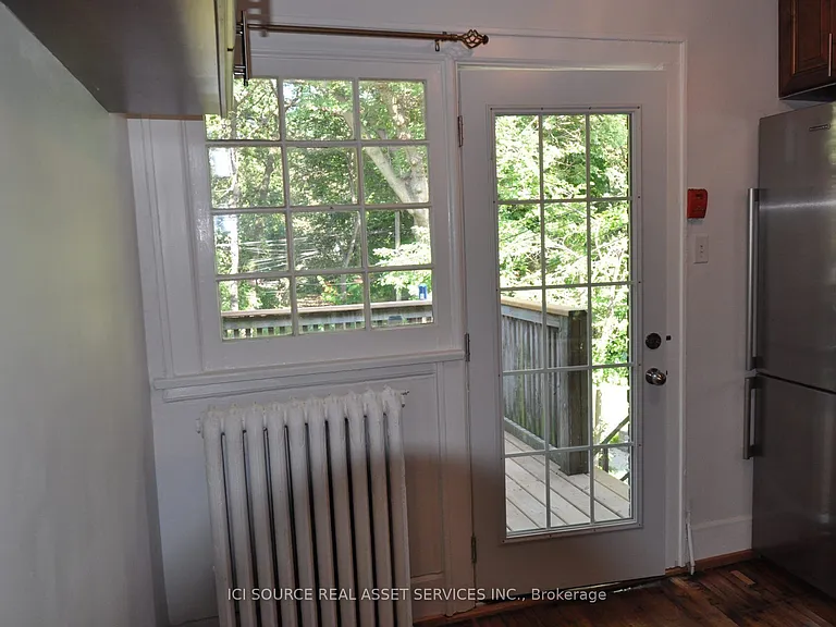 201 Crawford St #4 — Photo 4