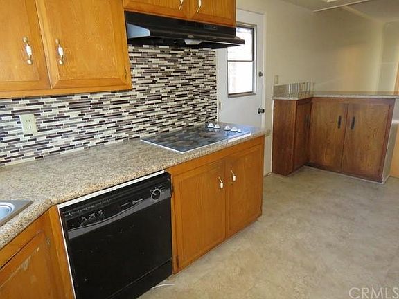 5th image of 2537 W 225th Pl APT A