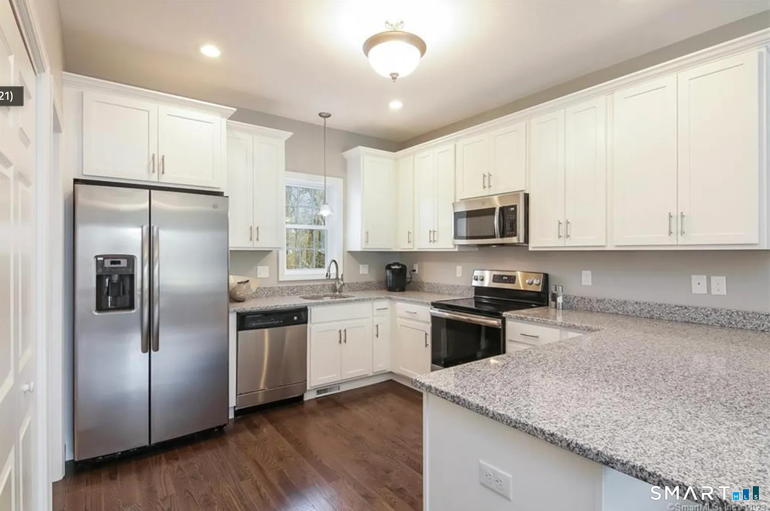 3 bed, 2.0 bath, 1150 sqft, $3,400 — Photo 1