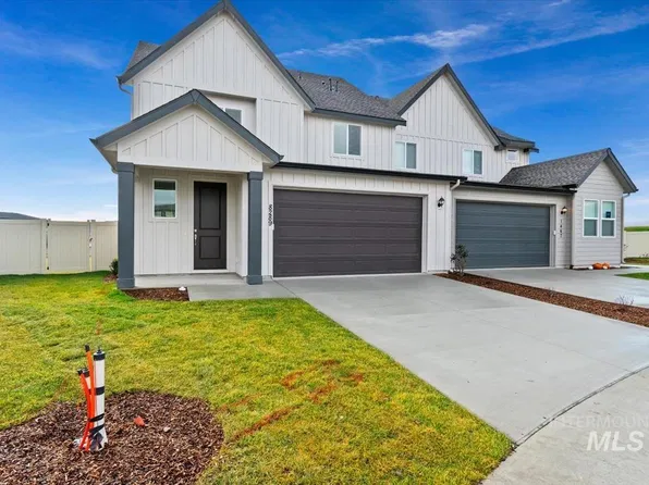8289 W Pacific Yew St, Eagle, ID 83616