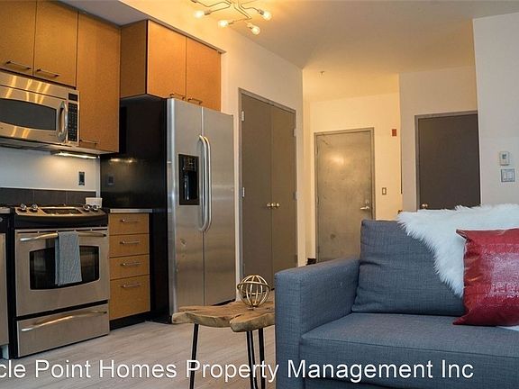 5th image of 1414 12th Ave Unit 517