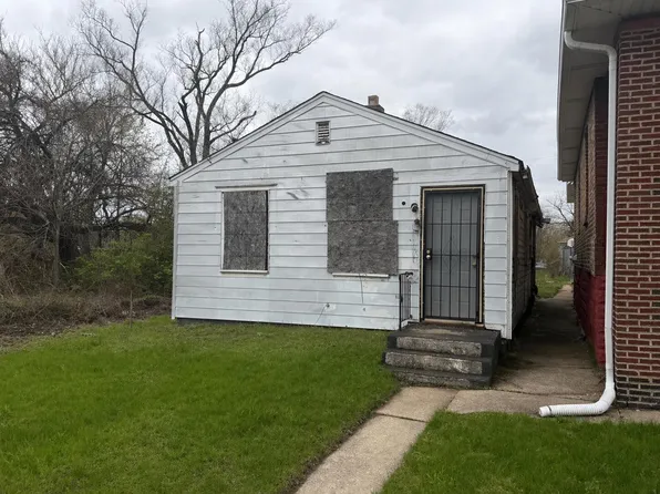 2528 Fillmore St, Gary, IN 46407