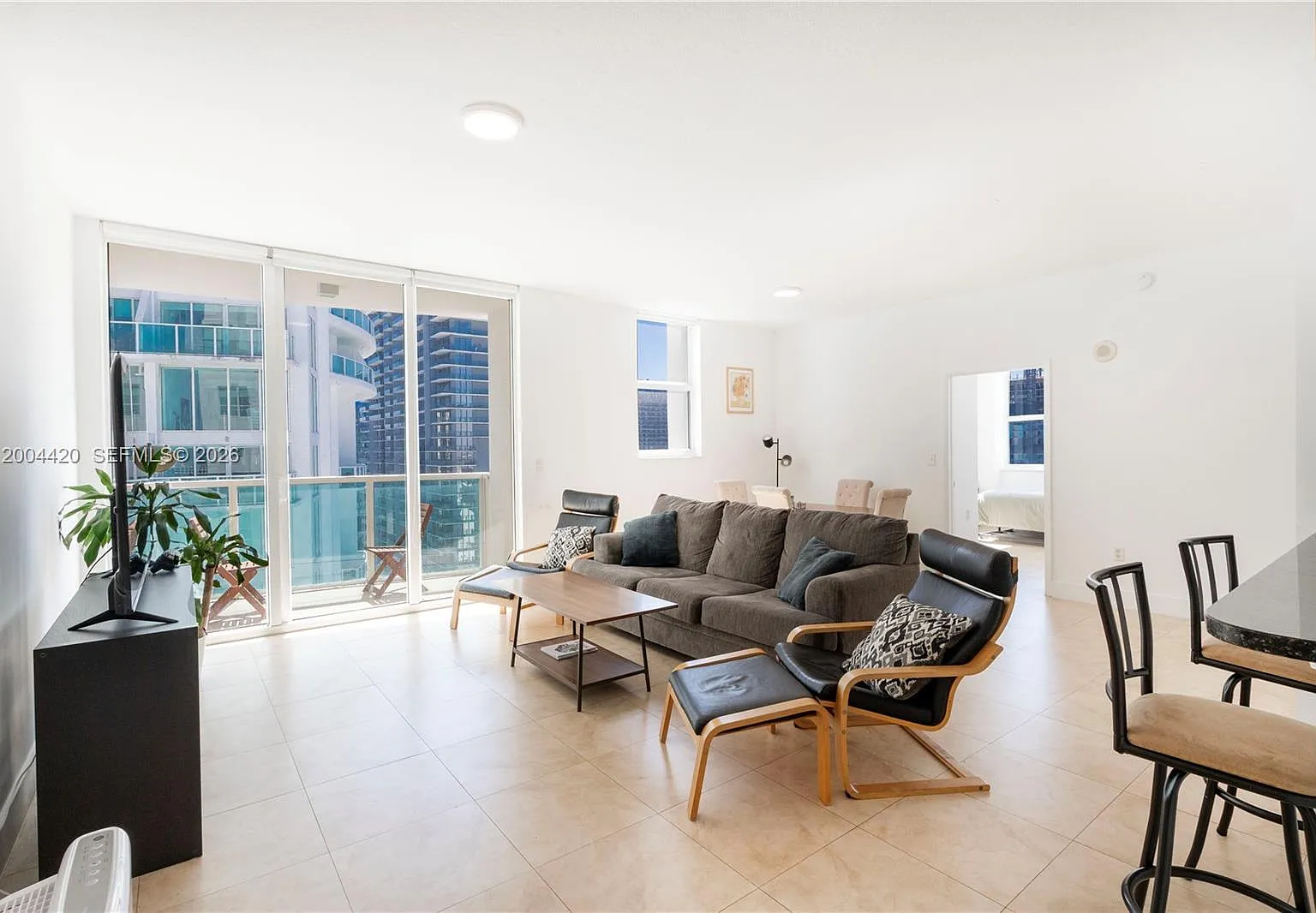 Brickell On The River N T — Photo 4