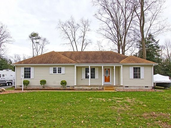 2nd image of 56 Comanche Cir