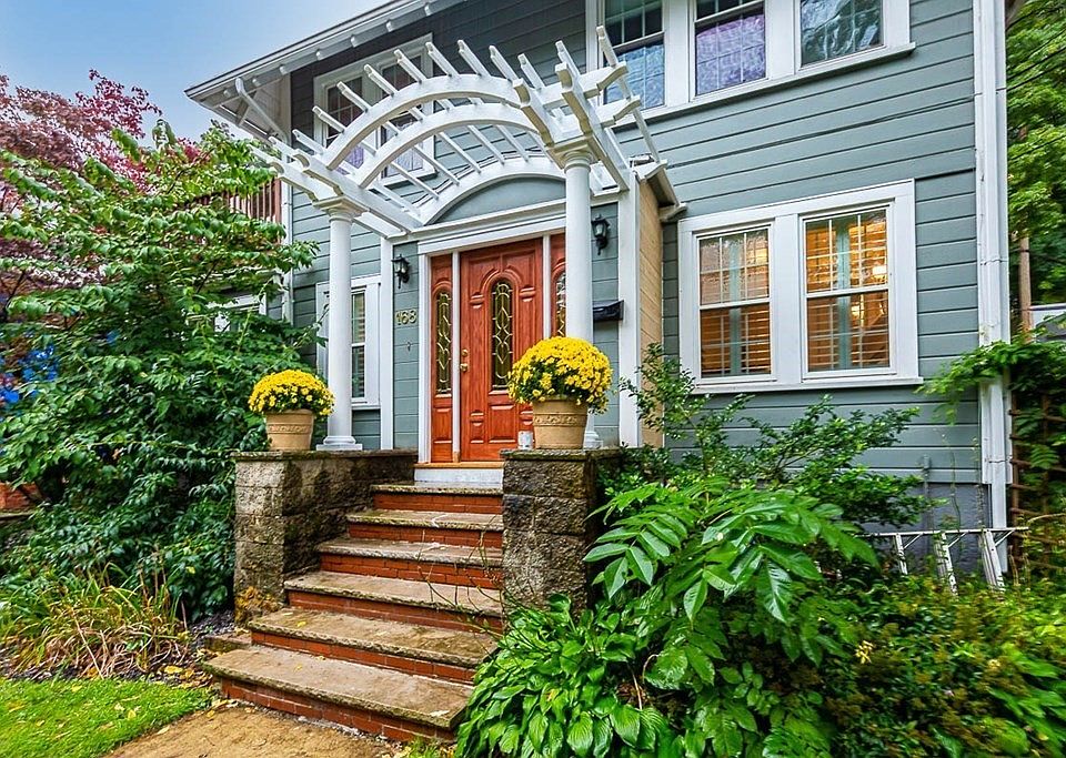1st image of 168 Winchester St #168