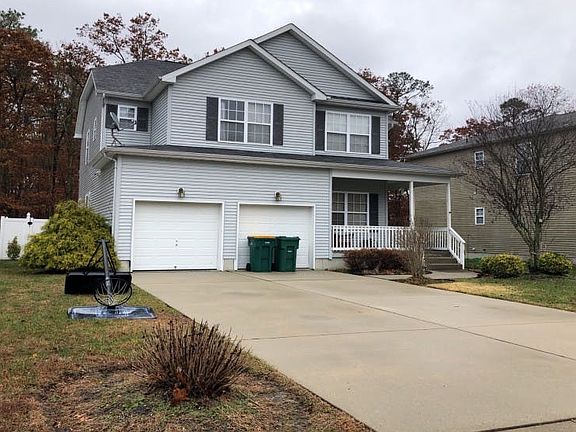 3rd image of 320 Quince Ave