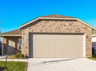 1719 Crossbill St, Forney, TX 75126