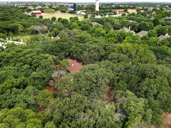 109 W McDonwell School Rd, Colleyville, TX 76034