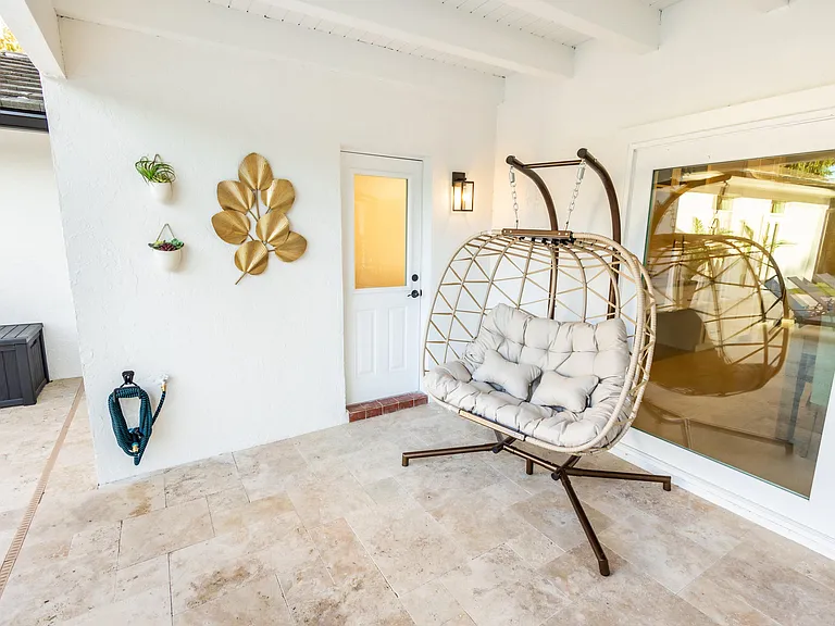 3127 Sherwood Blvd — Photo 42