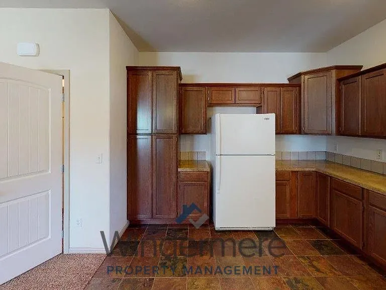 1100 S College Ave — Photo 6