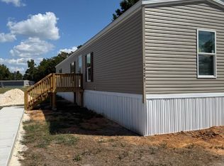 1527 Syracuse Community Rd, Darlington, SC 29532