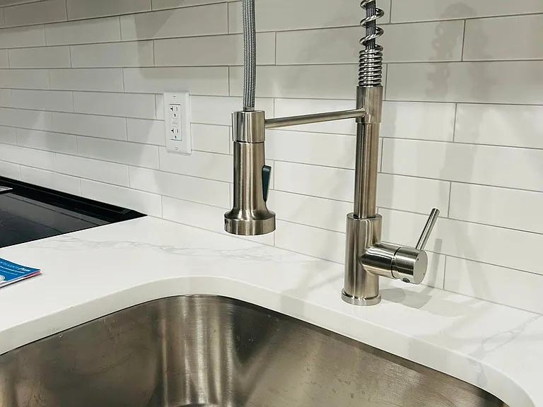 12 Lincoln St #3 — Photo 3