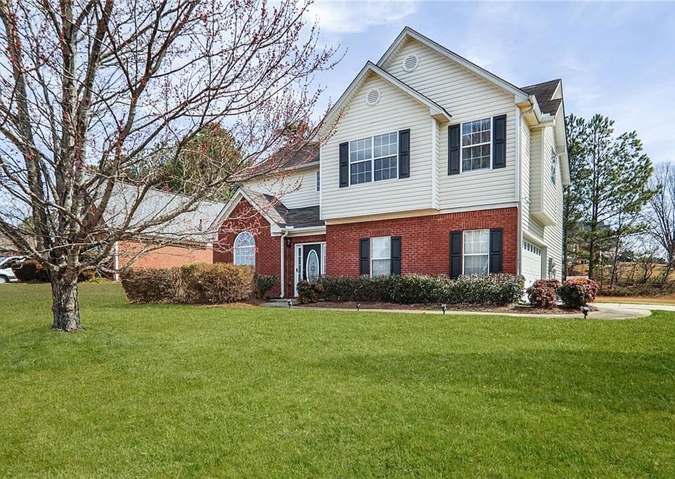 1st image of 494 Martin Forest Ln