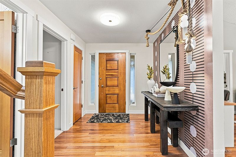 5th image of 15825 Village Green Drive #1