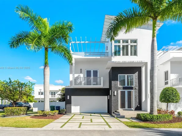 3453 NW 84th Ct, Doral, FL 33122