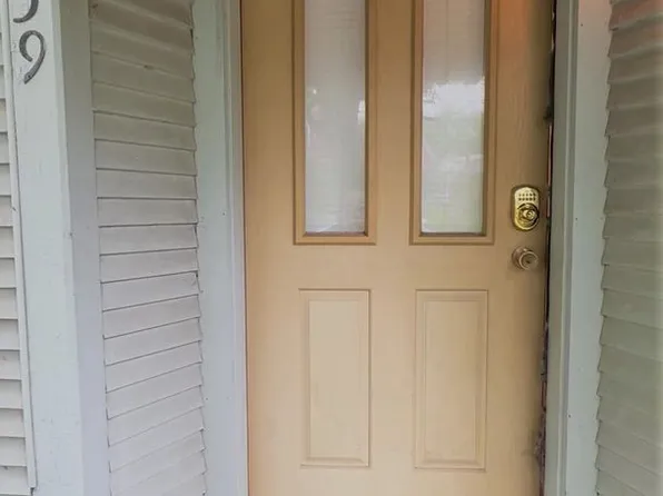 359 St Paul St, 359 Saint Paul St APT 1, Burlington, VT 05401