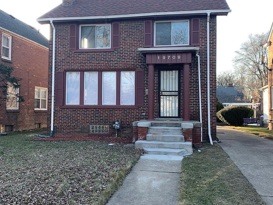 1st image of 16709 Ashton Ave
