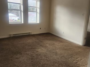 147 W Main St #1, Sophia, WV 25921