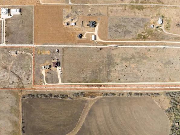 824 County Road 451, Coupland, TX 78615