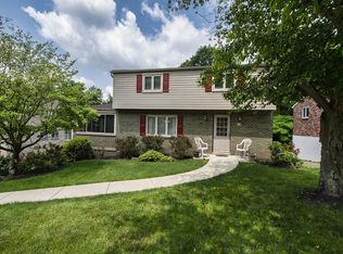 610 Harborview Dr, Pittsburgh, PA