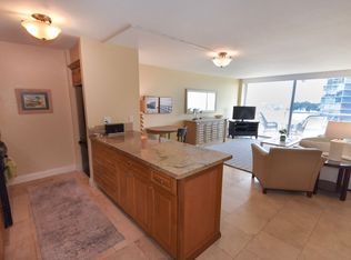 1830 Avenida Del Mundo #1002, Coronado, CA 92118