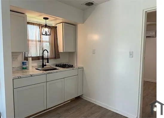4370 Clements St #1 — Photo 14