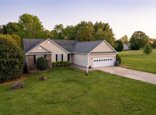 178 Mill Creek Cir, Woodleaf, NC 27054