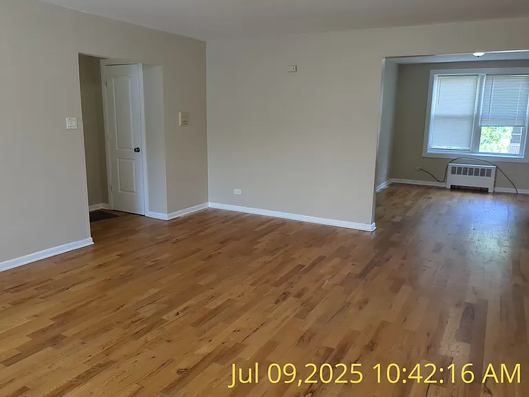 6136 N Seeley Ave #2E — Photo 4