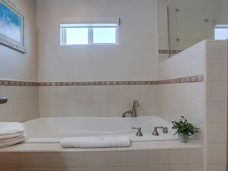 819 Ostend Ct — Photo 23