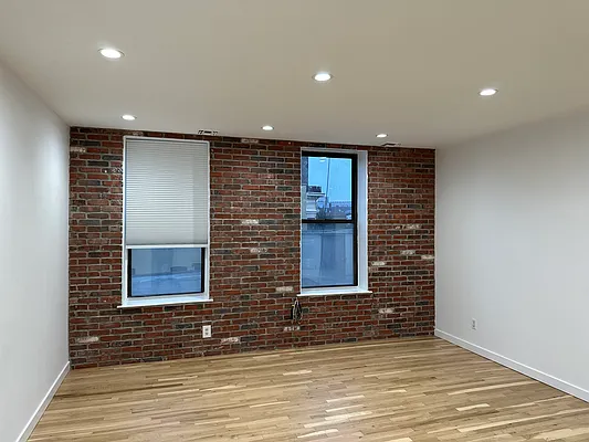 Rented by Compass | media 3
