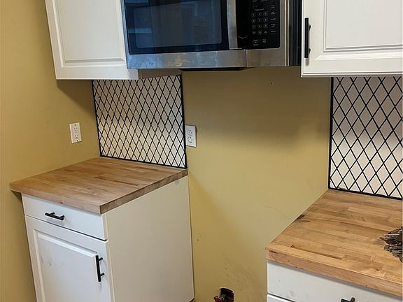 3rd image of 28 Lonsdale Rd