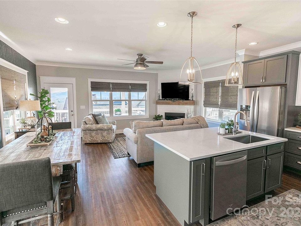 2nd image of 56 Tudor Way