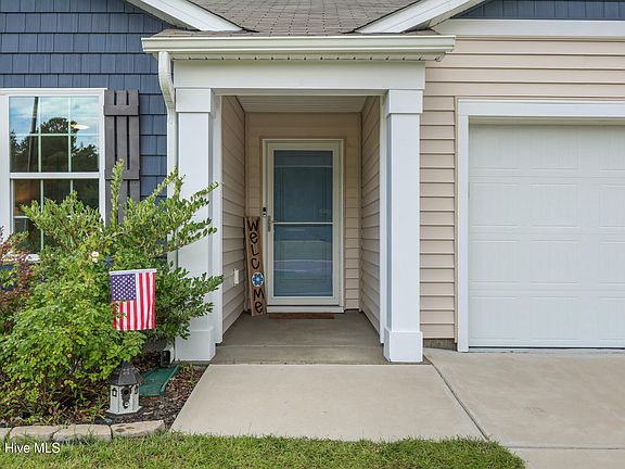 4th image of 1212 Hidden Creek Drive NE