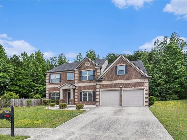 3225 Rex Ridge Dr, Rex, GA 30273