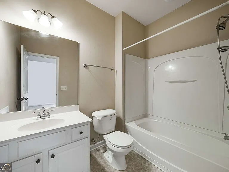 1798 Oakbrook Ln NW #8 — Photo 17