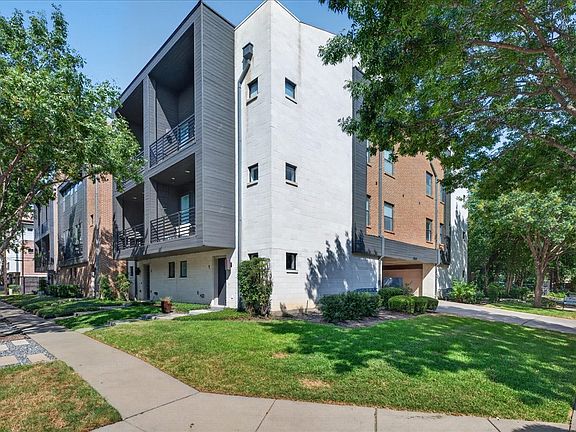 2nd image of 3930 Bowser Ave #12