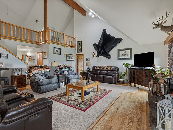 5th image of 42501 Stasso Rd