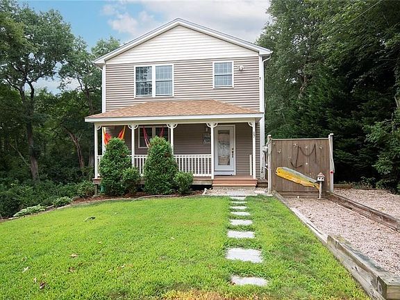 2nd image of 17 Barnacle Dr E