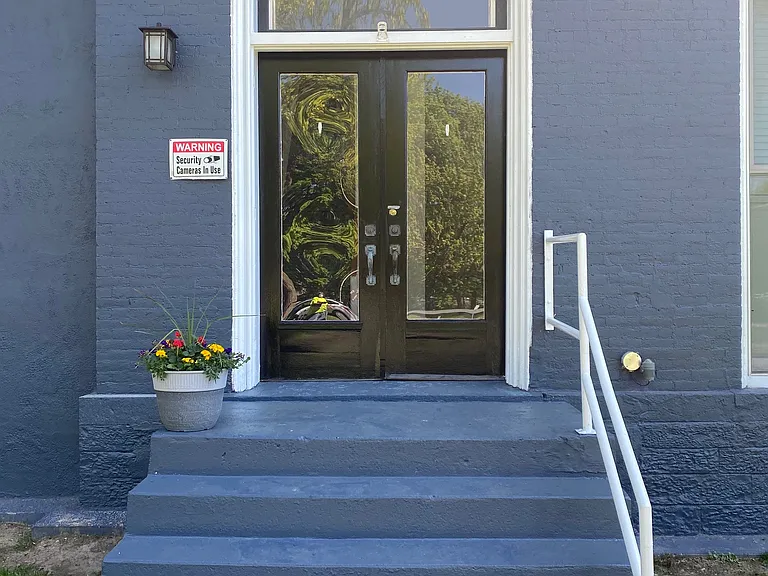 87 Troup St #2 — Photo 24