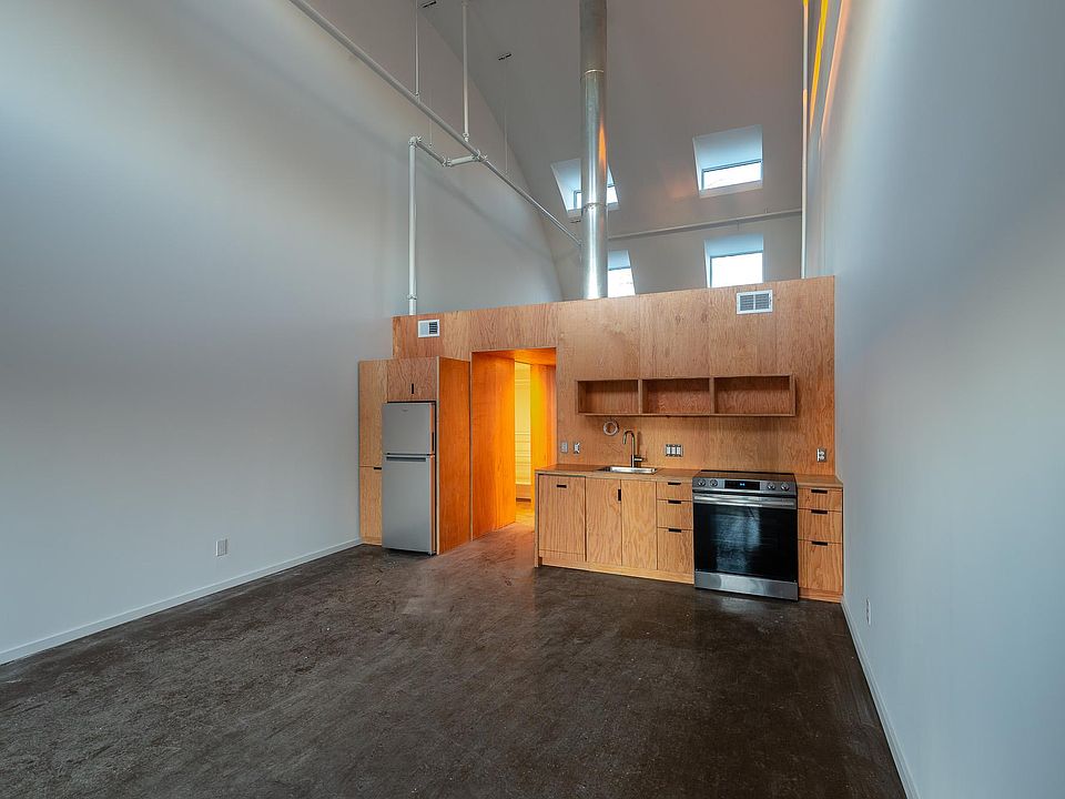 1st image of 4474 16th St #6