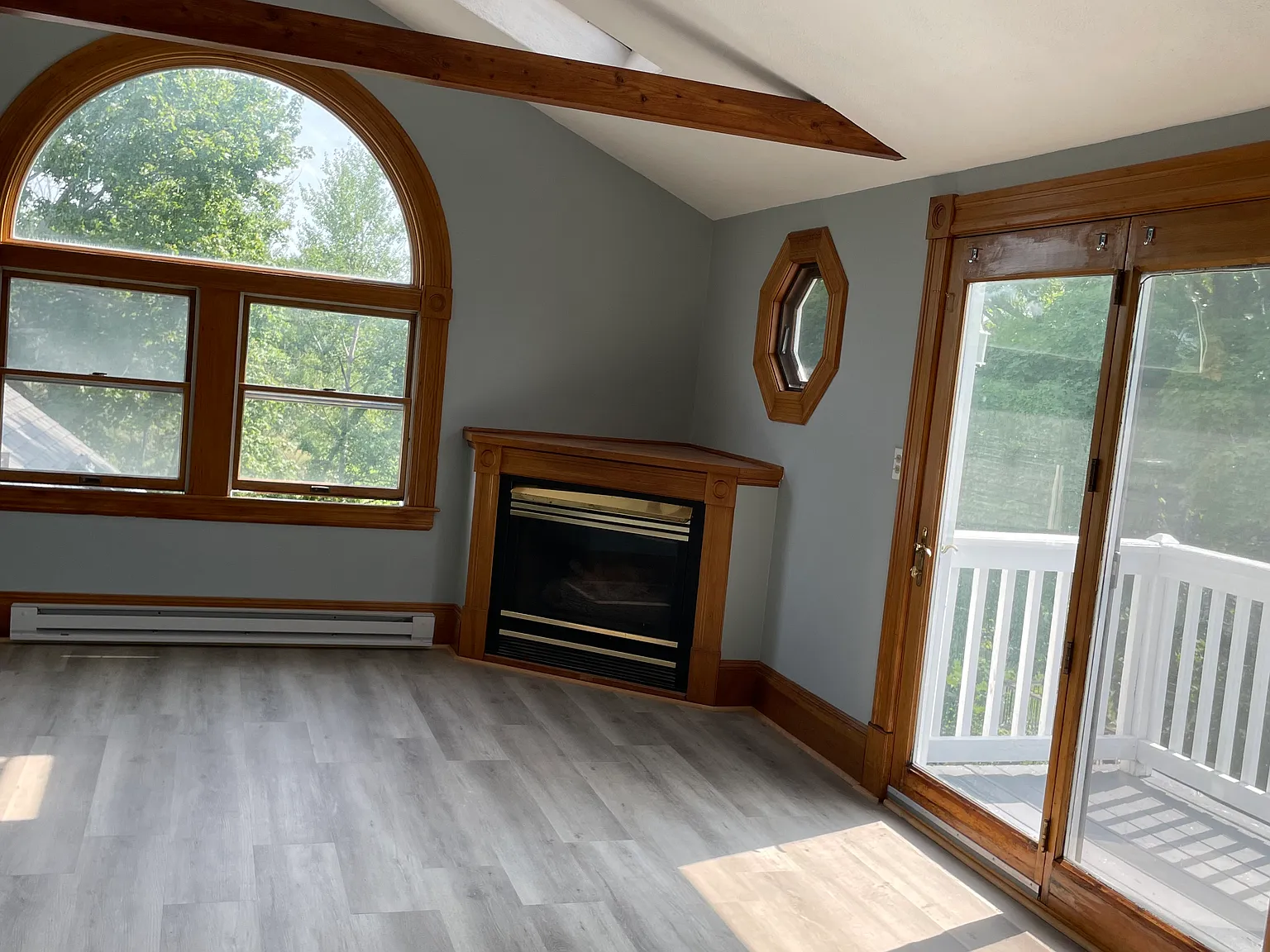 2 bed, 1.5 bath, 1200 sqft, $2,800 — Photo 4