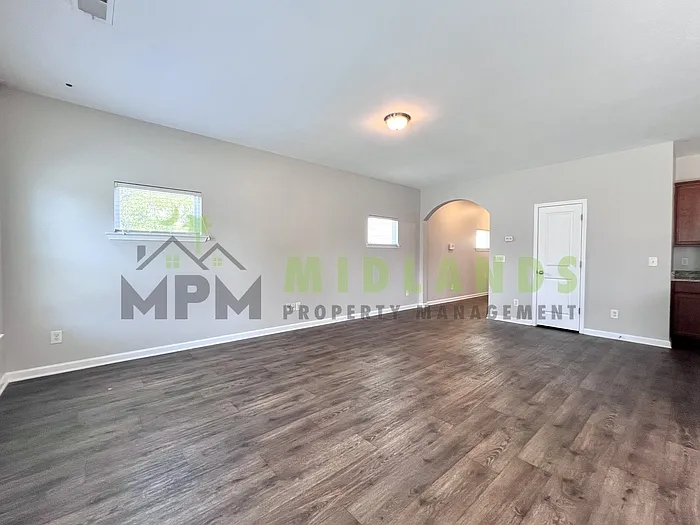 356 Eagle Feather Loop — Photo 10