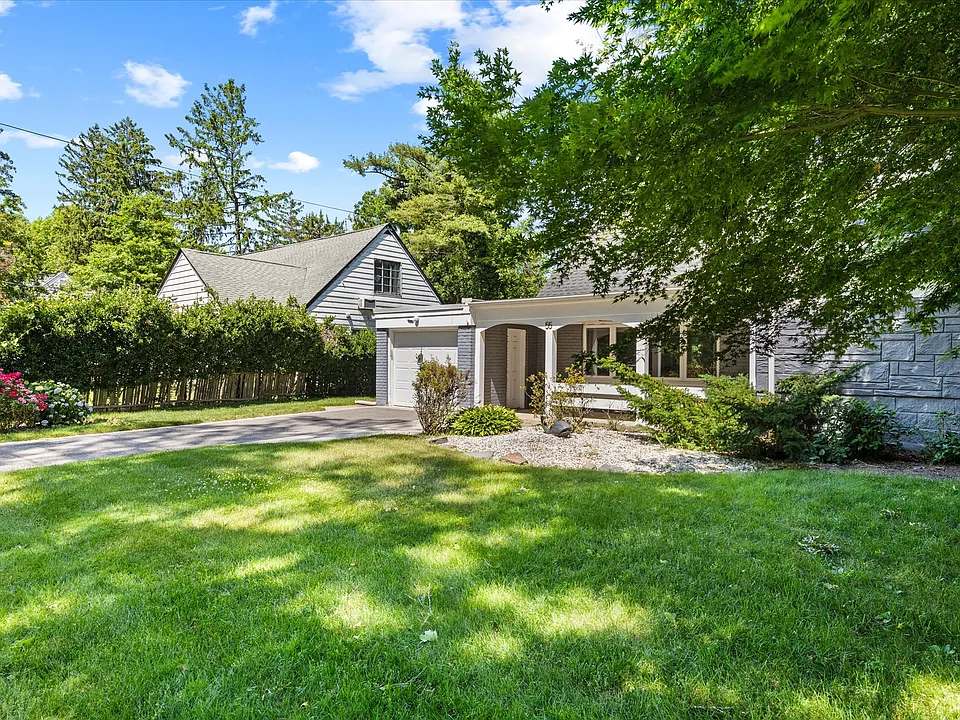 55 Warwick Rd