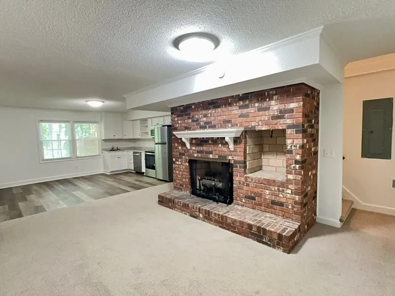 1110 Slann Dr — Photo 20
