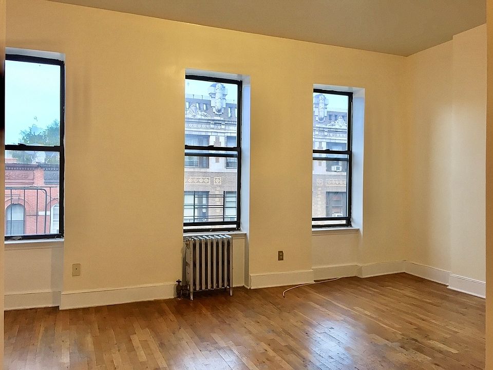 1st image of 140 W 112th St #4