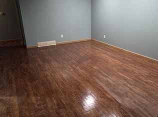 33460 Hagen Dr, Kingston, IL 60145