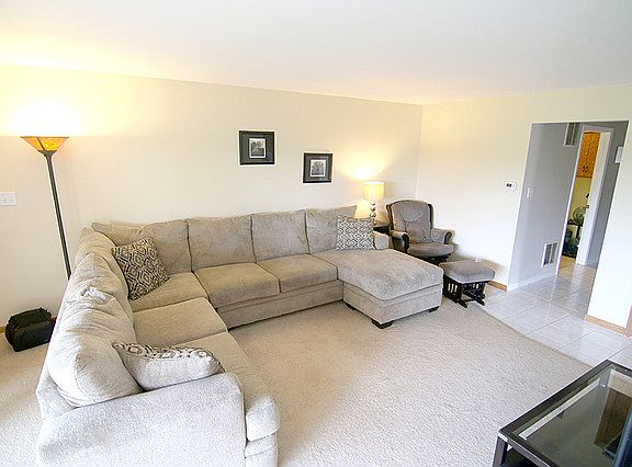 2nd image of 11113 Wisconsin Ct