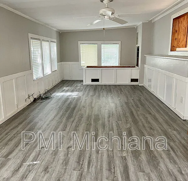 2405 Woodmont Dr — Photo 10