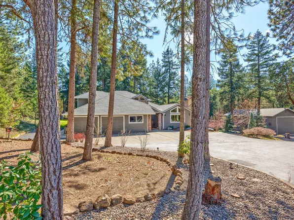 469 China Gulch Rd, Jacksonville, OR 97530